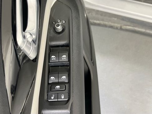 Used 2022 Jeep Compass Limited AWD/4WD image 17
