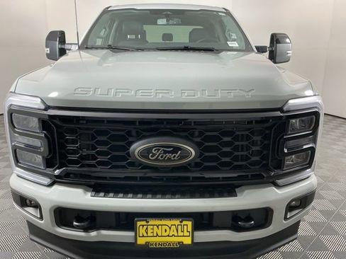 Used 2025 Ford F350 Lariat w/ Black Appearance Package image 2