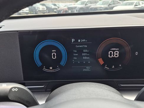 Used 2025 Hyundai Kona SEL FWD image 13