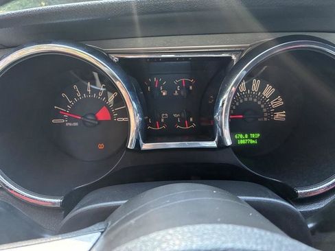 Used 2009 Ford Mustang GT Premium RWD image 44