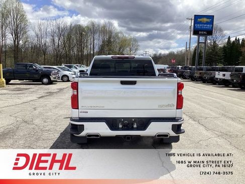 Used 2022 Chevrolet Silverado 1500 High Country w/ High Country Premium Package AWD/4WD image 6