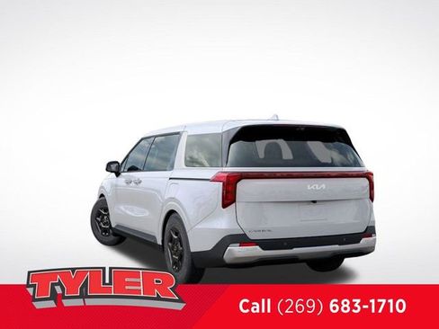 New 2026 Kia Carnival image 4