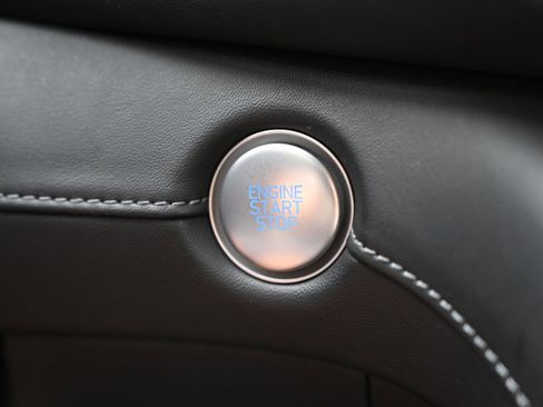 Used 2023 Hyundai Santa Fe Limited image 33