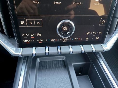 New 2026 GMC Acadia Elevation w/ Black Edition FWD image 24