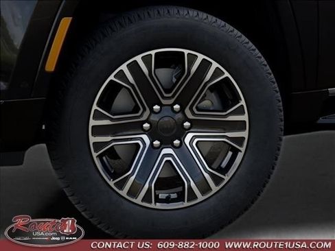 New 2026 Jeep Grand Wagoneer L 4WD image 9