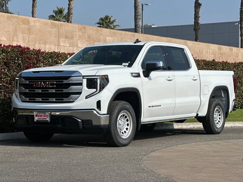 New 2026 GMC Sierra 1500 SLE image 8
