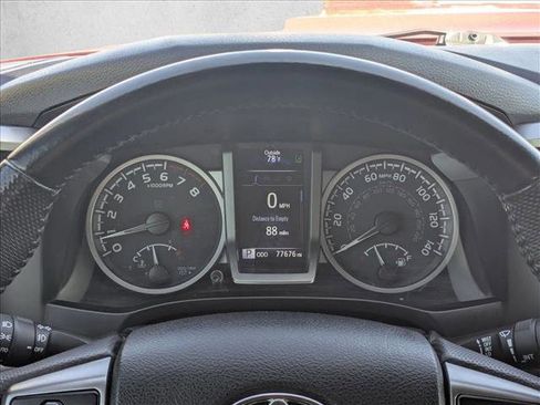 Used 2022 Toyota Tacoma SR5 RWD image 15