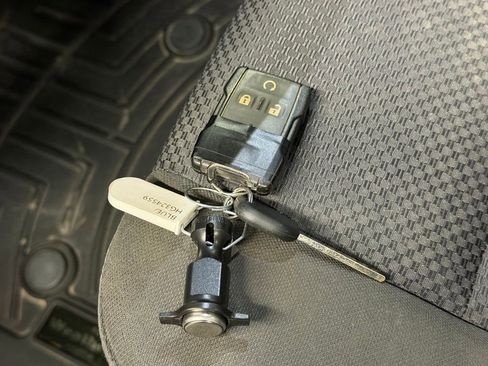 Used 2017 Chevrolet Silverado 1500 LT w/ All Star Edition image 30