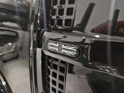 Used 2024 Land Rover Defender 110 V8 image 65