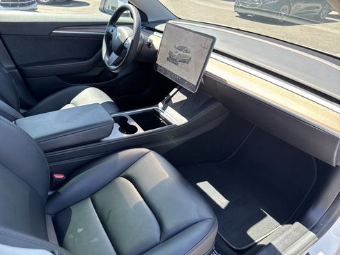 Used 2022 Tesla Model 3 Long Range AWD/4WD image 12