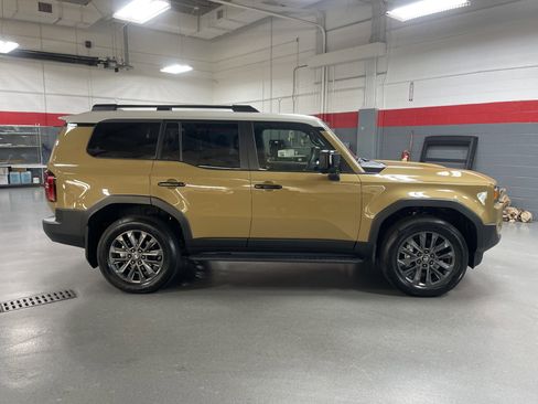 Certified 2025 Toyota Land Cruiser w/ Premium Package image 11