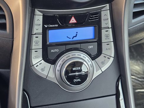 Used 2013 Hyundai Elantra Limited w/ Technology Pkg FWD image 19