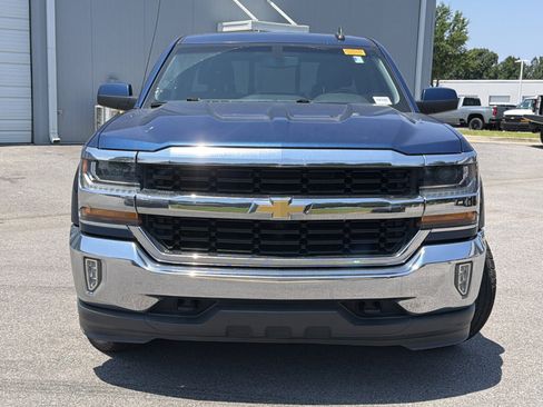 Used 2017 Chevrolet Silverado 1500 LT w/ All Star Edition AWD/4WD image 6