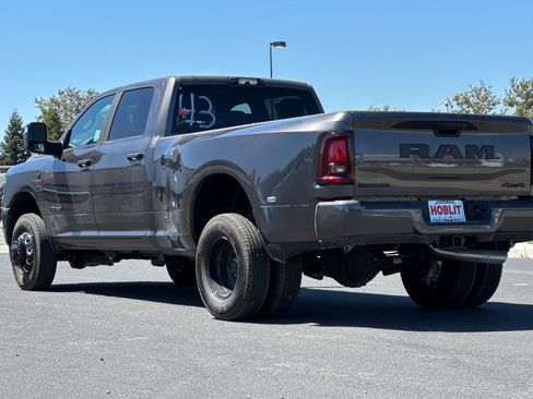 New 2026 RAM 3500 Big Horn AWD/4WD image 5