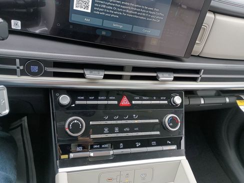 New 2026 Hyundai Santa Fe SE FWD image 25