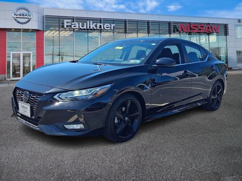 Certified 2023 Nissan Sentra SR w/ Midnight Edition Package FWD image 3