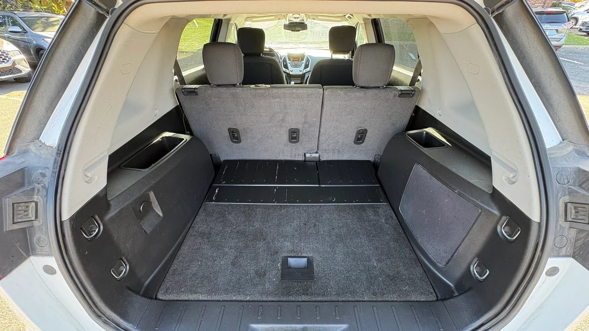 Used 2012 GMC Terrain SLE FWD image 24