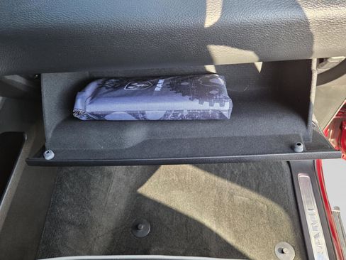 Used 2020 RAM 1500 Laramie AWD/4WD image 38