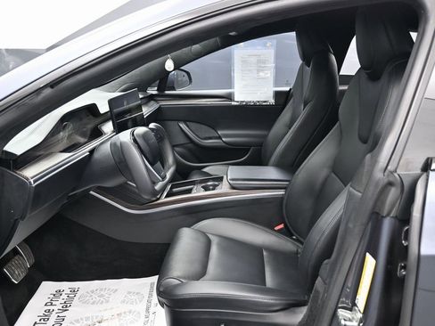 Used 2022 Tesla Model S image 15
