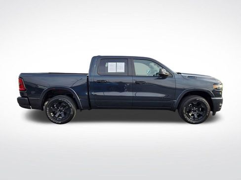 Used 2025 RAM 1500 Big Horn AWD/4WD image 2