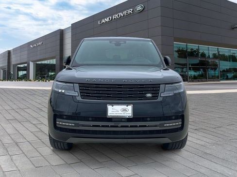 Used 2025 Land Rover Range Rover SE AWD/4WD image 8