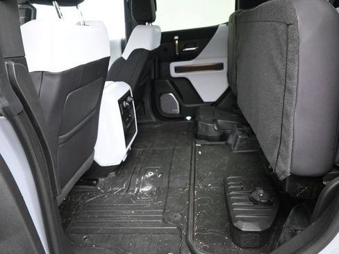 Used 2025 GMC Hummer EV 2X AWD/4WD image 15