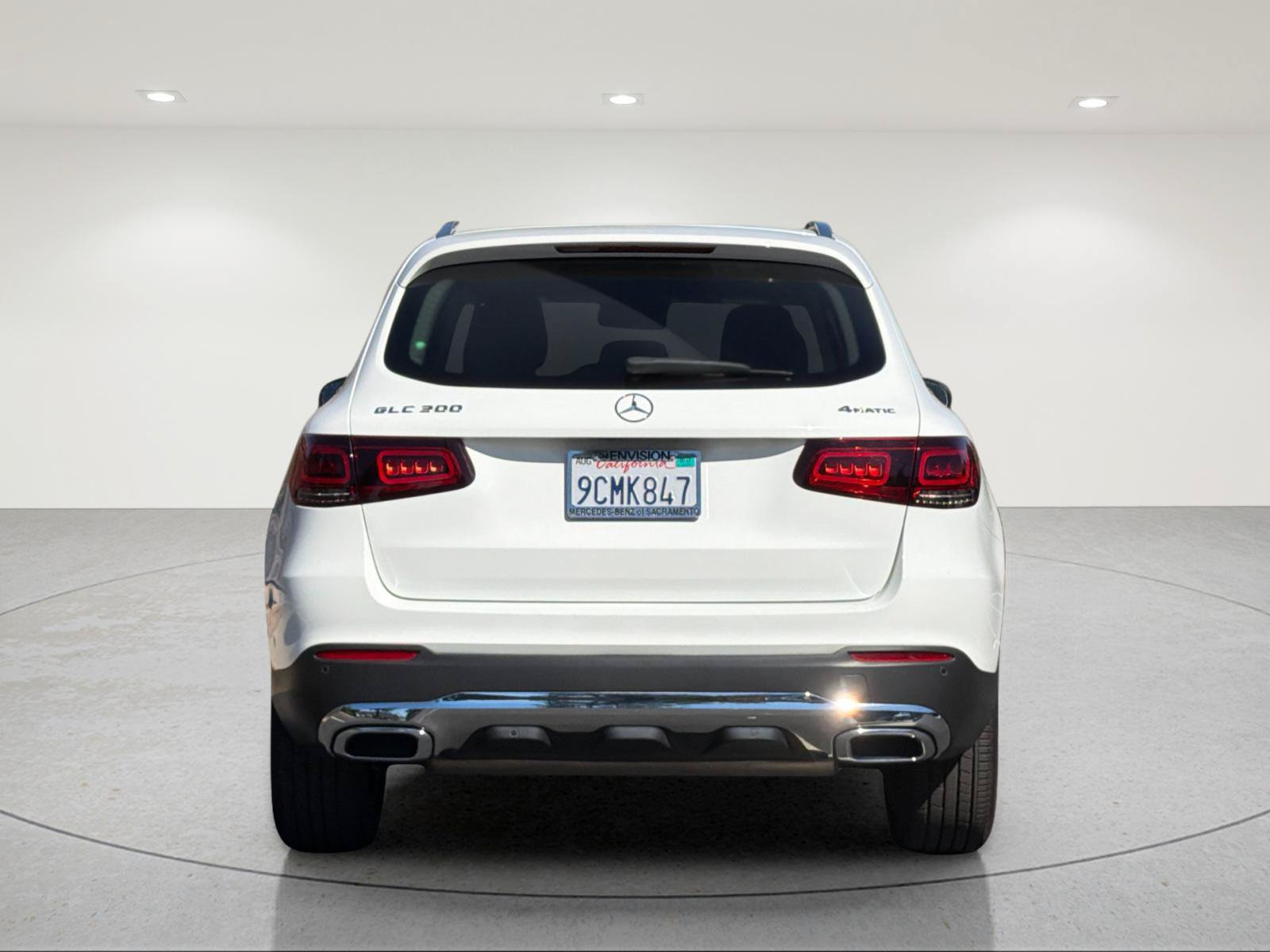 Used 2022 Mercedes-Benz GLC 300 4MATIC image 3
