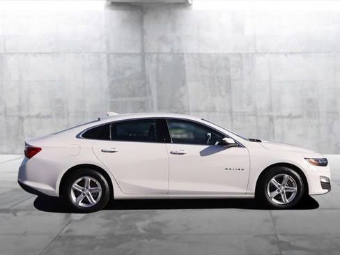 Used 2024 Chevrolet Malibu LT image 5
