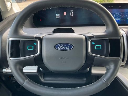 Used 2025 Ford Expedition Max Active image 62