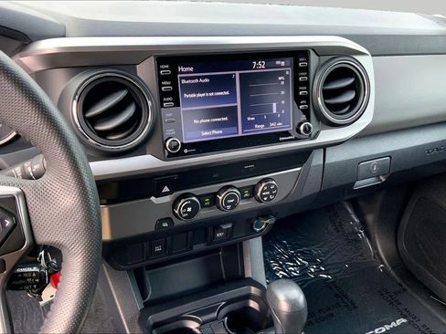 Used 2022 Toyota Tacoma SR5 RWD image 6