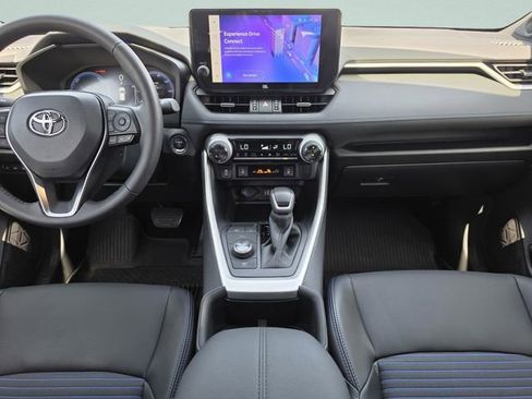 Used 2025 Toyota RAV4 XSE w/ Advanced Technology Package AWD/4WD image 27