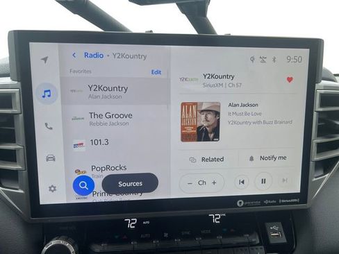 Used 2023 Toyota Tundra Limited image 21