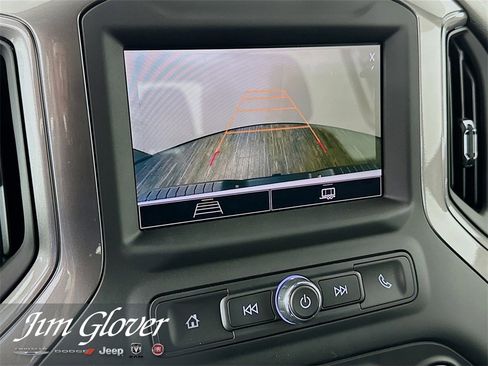 Used 2025 Chevrolet Silverado 2500 Custom w/ Custom Convenience Package image 33