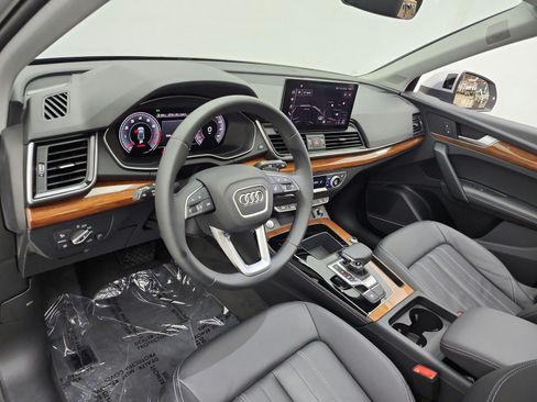 Used 2023 Audi Q5 2.0T Premium Plus w/ Premium Plus Package AWD/4WD image 9