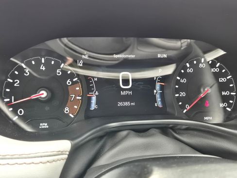 Used 2025 Jeep Compass Limited image 15