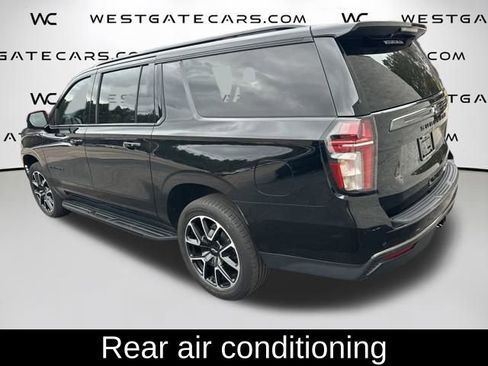 Used 2022 Chevrolet Suburban RST w/ Luxury Package image 22