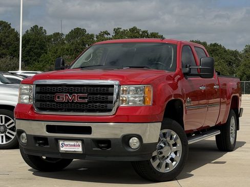 Used 2012 GMC Sierra 2500 SLE w/ Texas Edition AWD/4WD image 2