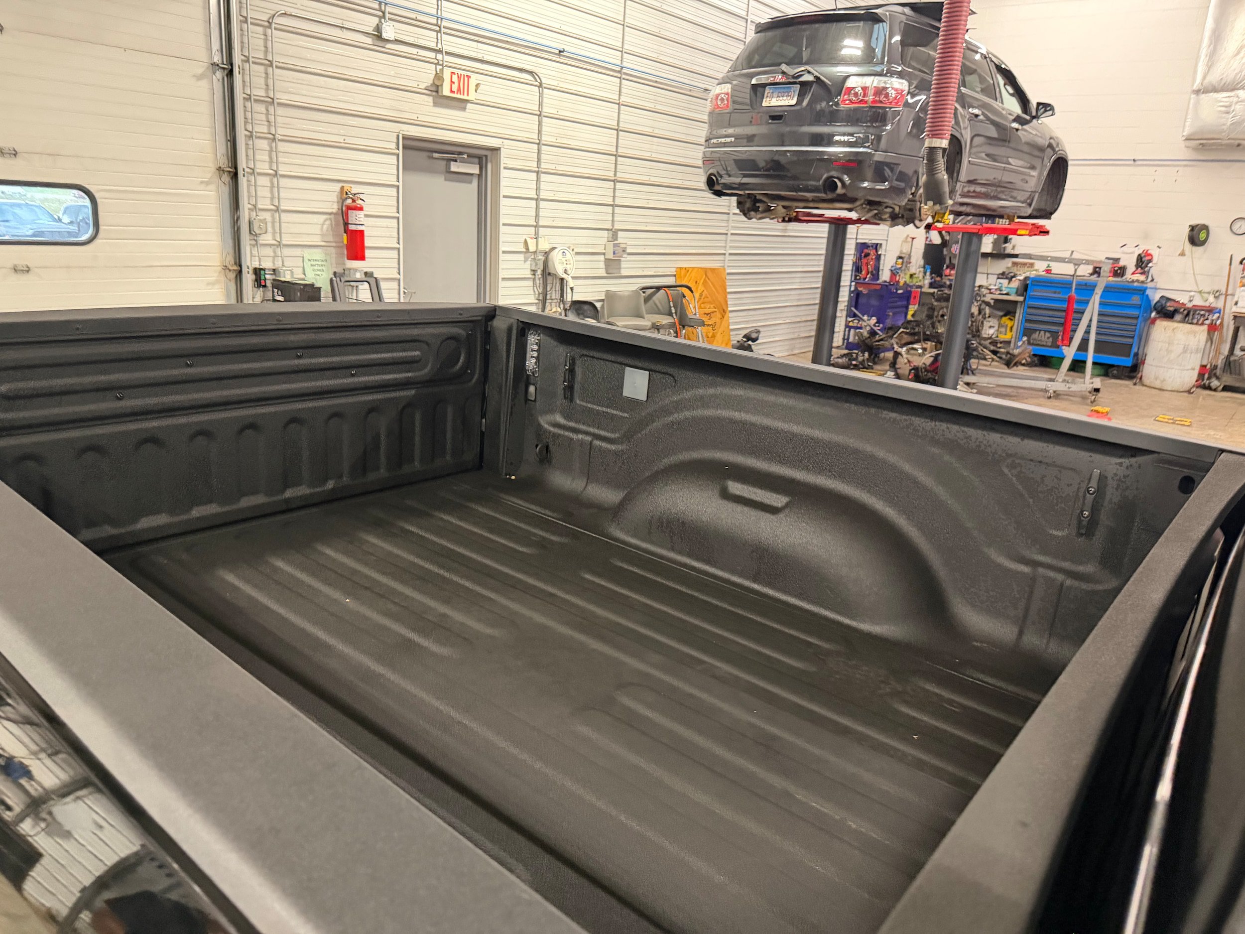 Used 2025 RAM 2500 Big Horn AWD/4WD image 18