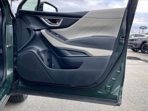 Used 2023 Subaru Forester Limited image 11