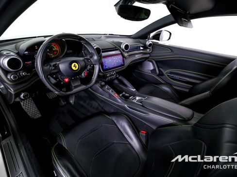 Used 2018 Ferrari GTC4Lusso T image 12