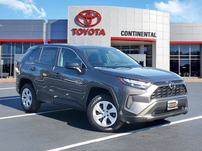 New 2025 Toyota RAV4 LE