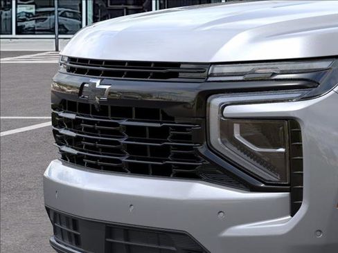 New 2026 Chevrolet Suburban RST AWD/4WD image 13