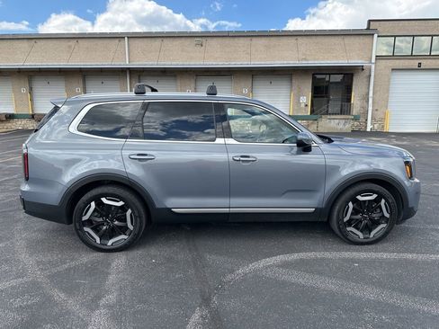 Certified 2023 Kia Telluride EX AWD/4WD image 4