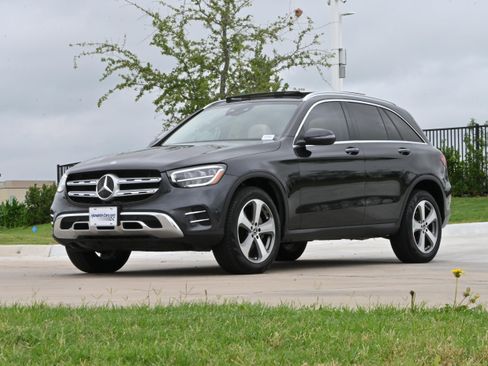 Used 2021 Mercedes-Benz GLC 300 image 5