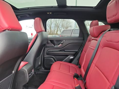 New 2026 Lincoln Corsair Reserve w/ Rear Removable Package Tray image 13