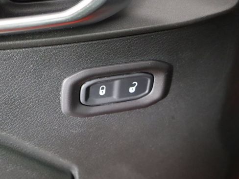 Used 2018 Jeep Wrangler Unlimited Sport S AWD/4WD image 22