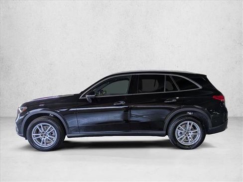 Certified 2023 Mercedes-Benz GLC 300 image 9