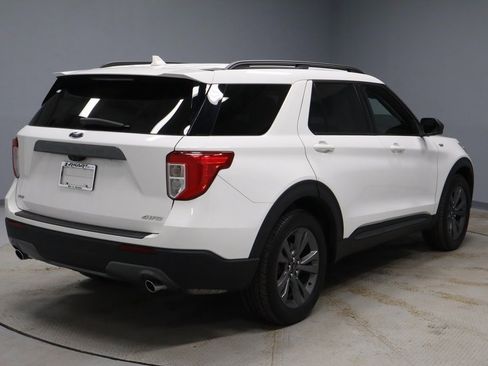Certified 2021 Ford Explorer XLT w/ Equipment Group 202A image 10