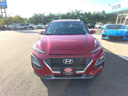 Used 2021 Hyundai Kona Limited w/ Cargo Package AWD/4WD image 8