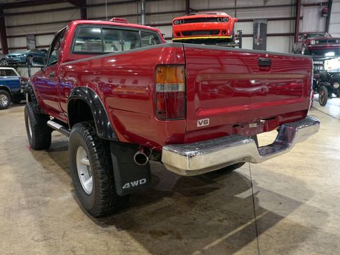 Used 1994 Toyota Pickup DX AWD/4WD image 6